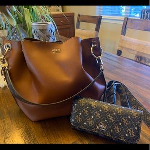 Guess hobo purse with extra strap and wallet!!